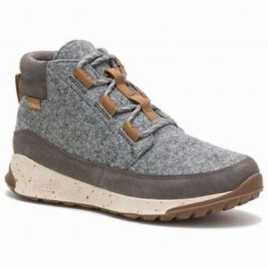 Chaco Women’s Borealis Ledge Waterproof Gray Wool Hiking Boots Sz 7